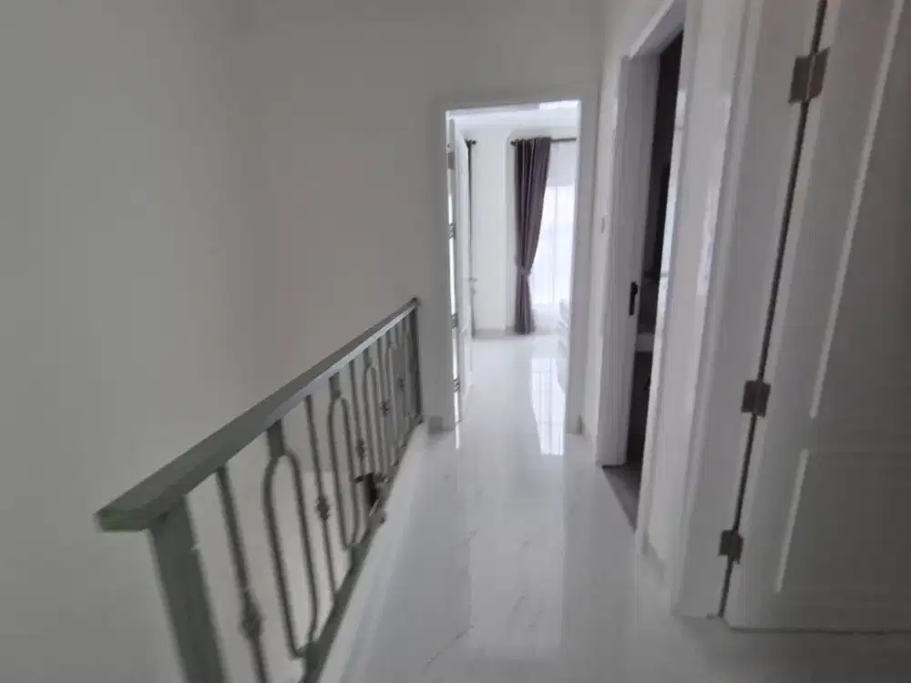 Rumah 2 Lantai Bangun Baru Style American Classic di Sunter Graha Pratama Jakarta Utara