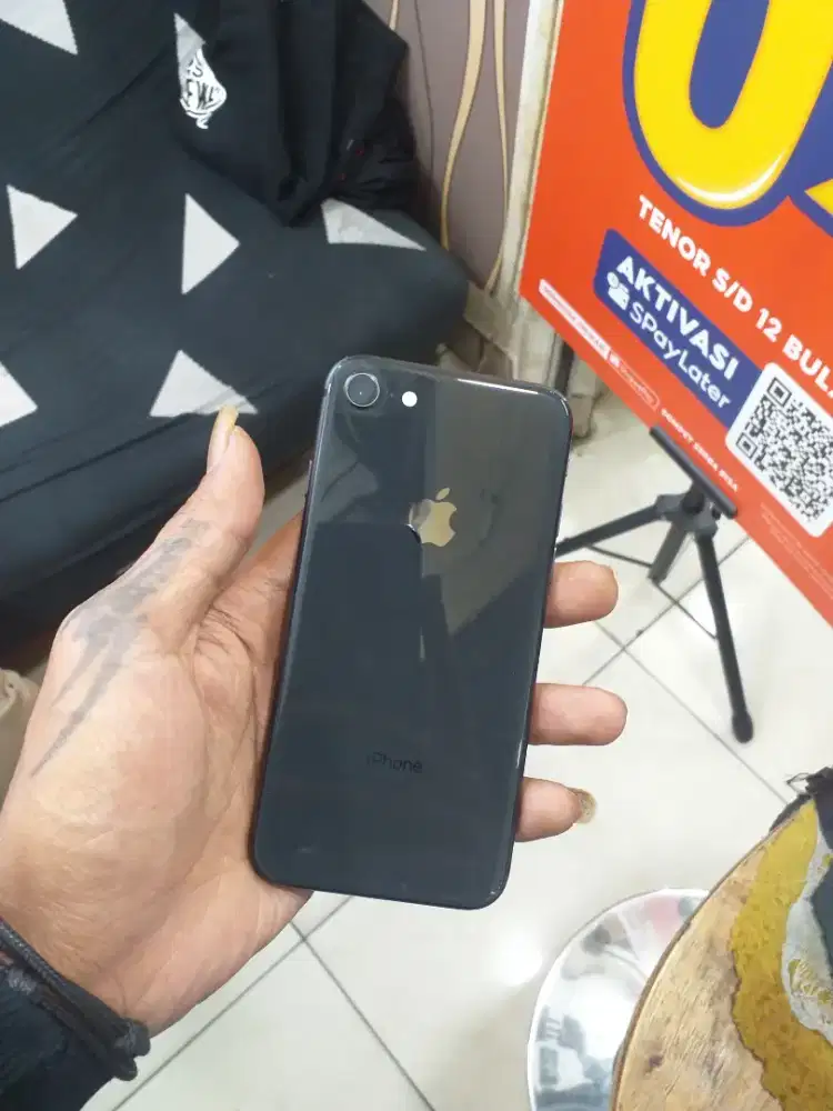 Iphone 8 6464gb  inter ori all operator second normal