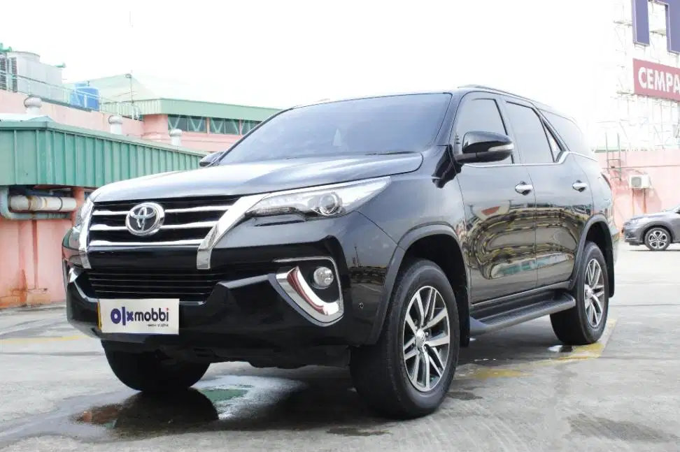 TDP 17JT Toyota Fortuner 2.4 4x2 VRZ Solar-AT Hitam 2017