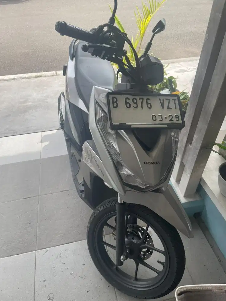 Honda beat street 2024 like new