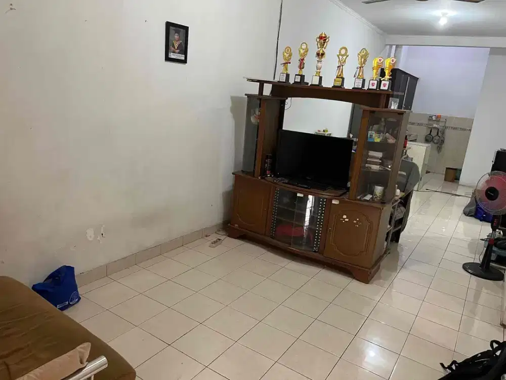 Dijual Cepat Rumah Serpong Park Jelupang Dekat Binus.school Luas Tanah 90m2