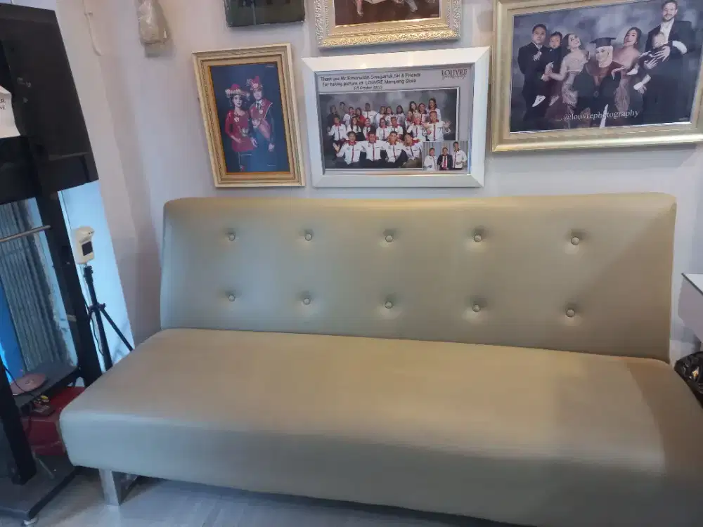 Dijual Sofa Leather Informa