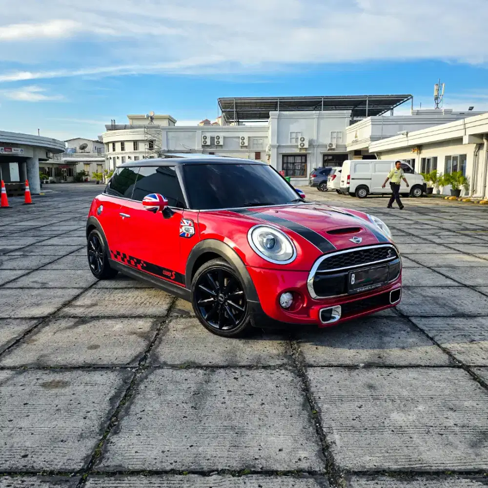 MINI COOPER S REDHOT PANORAMIC 2015