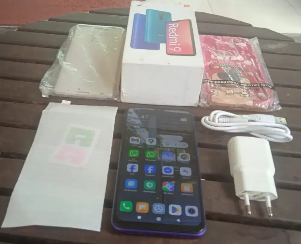 Redmi 9 ( 2023 )
Ram 5gb (4gb+1gb) Rom 64gb Violet Purple Fulset