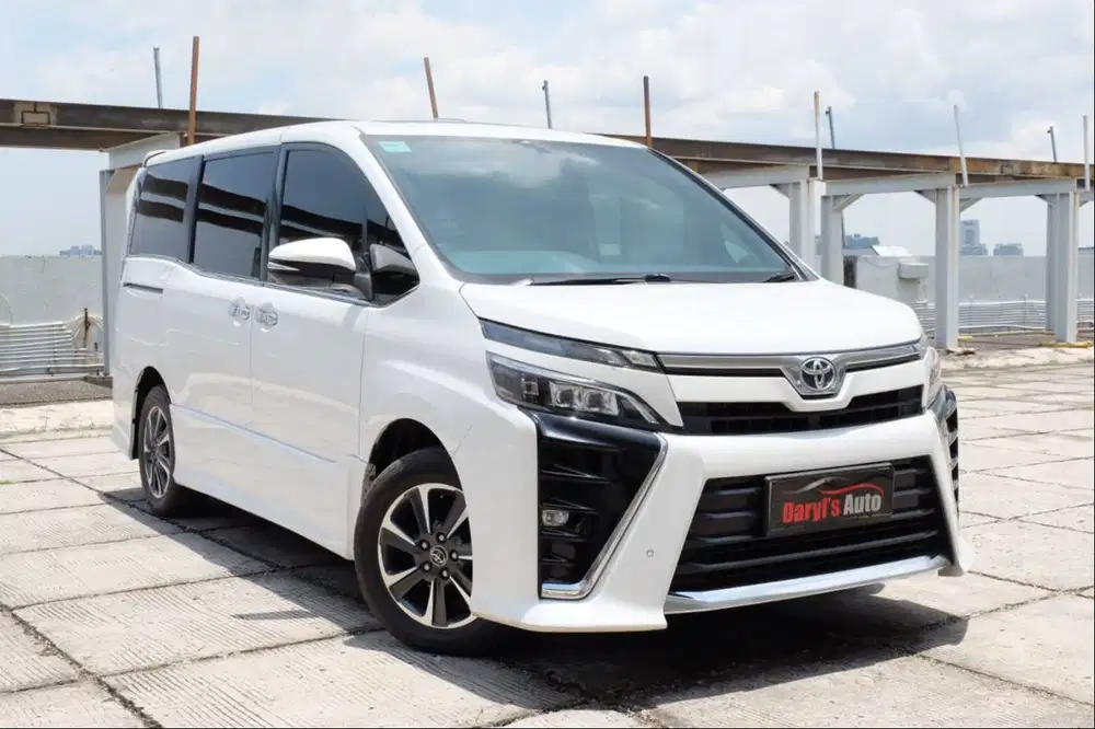 2018 Toyota Voxy 2.0 MPV Panoramic tdp 48jt