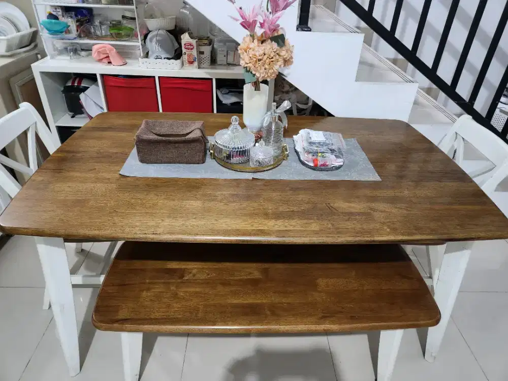 FOR SALE : DINING SET INFORMA