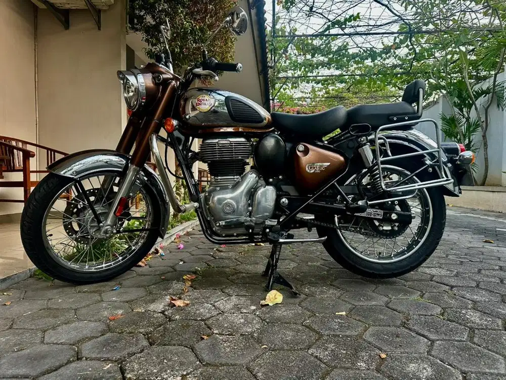 Royal enfield reborn 350 clasik