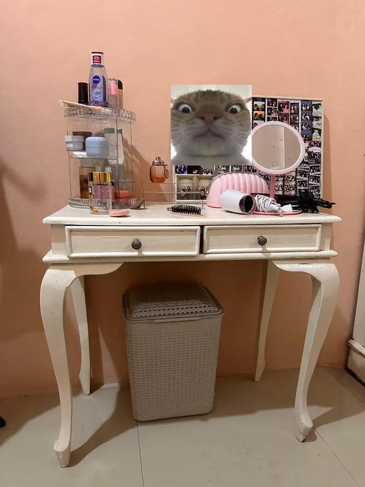 meja rias/meja make up