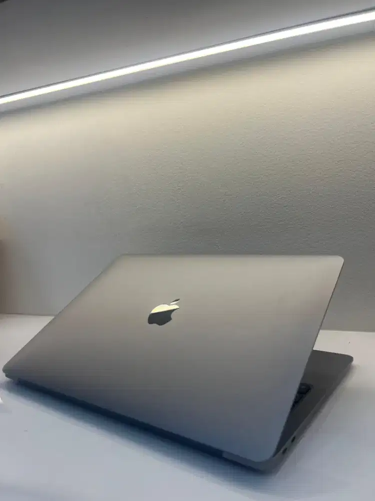 Macbook Air M1 2020 13 8/512 GB