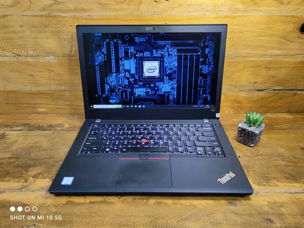 Lenovo ThinkPad T480 Core i5-8350U RAM 8GB SSD 256GB DUAL BATERAI