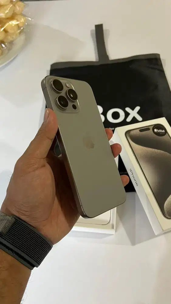 Iphone 15 pro max 256GB ibox blibli baterai 87% mulus