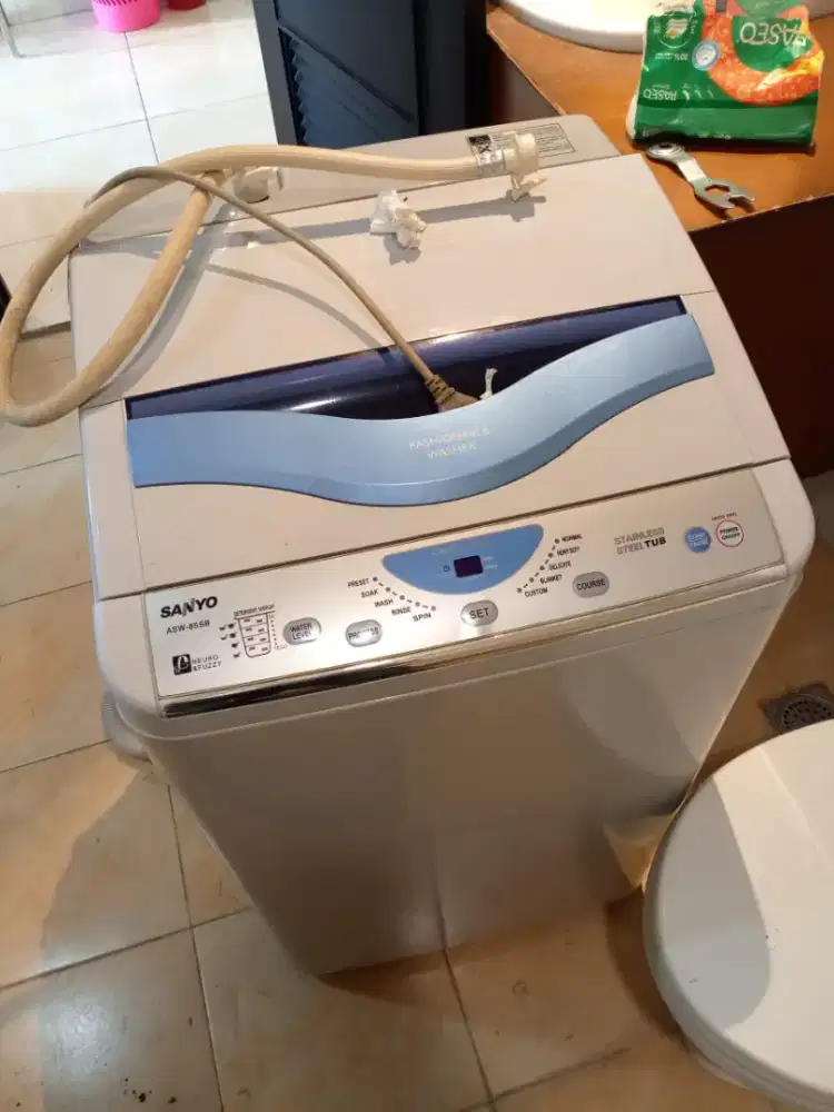 Dijual mesin cuci sanyo 1tabung