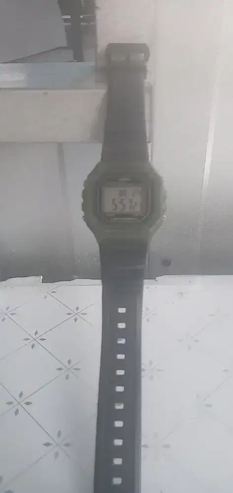 Jual jam tangan bekas