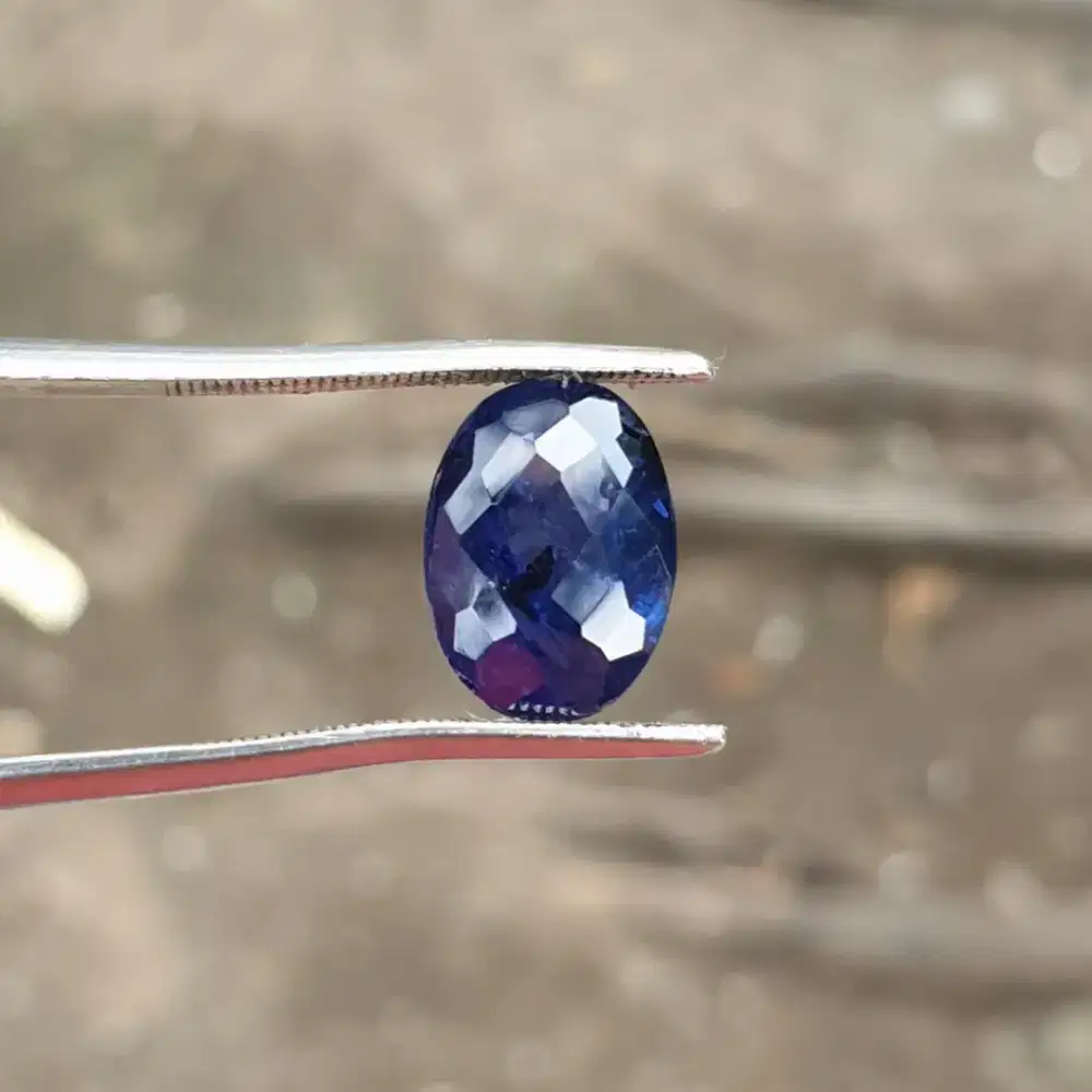 Natural Blue Sapphire Srilanka 4.10 crt