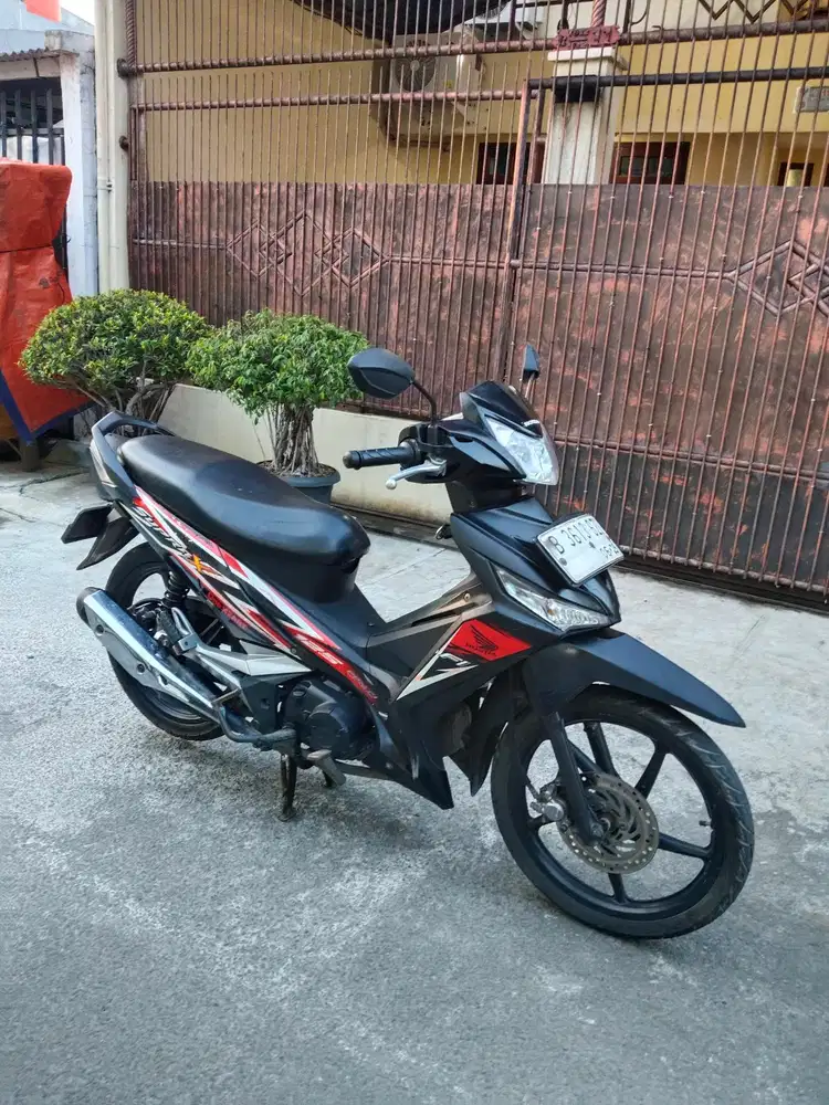 Honda Supra x 125 CC F1 th 2014 PJK pnjng mesin halus