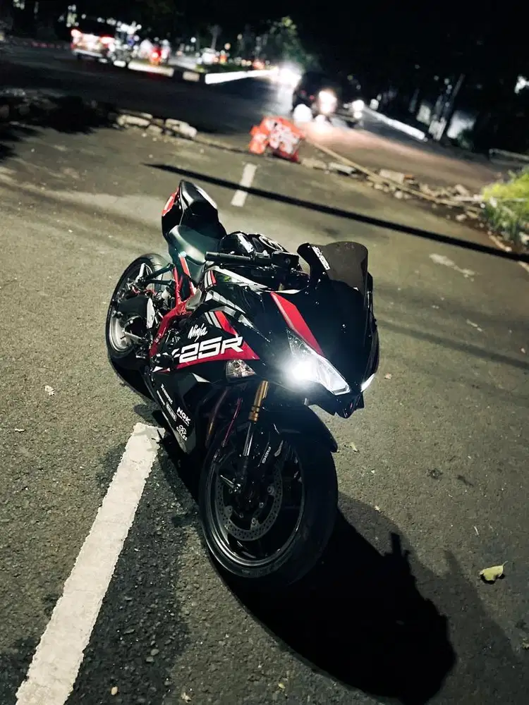 KAWASAKI ZX25R ABS QS