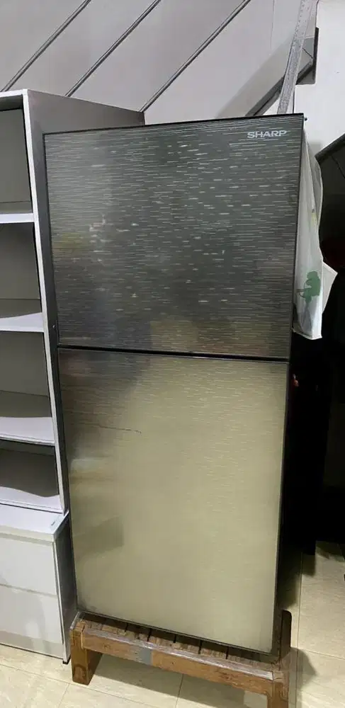 KULKAS SHARP SECOND