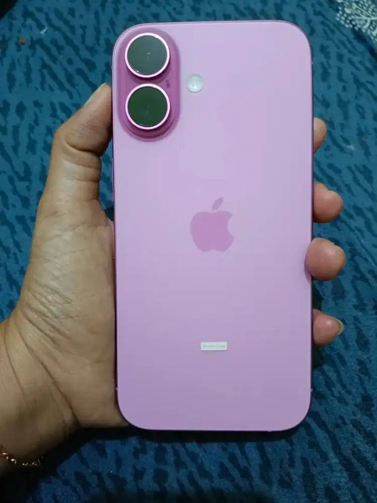 iphone 16 pink blibli