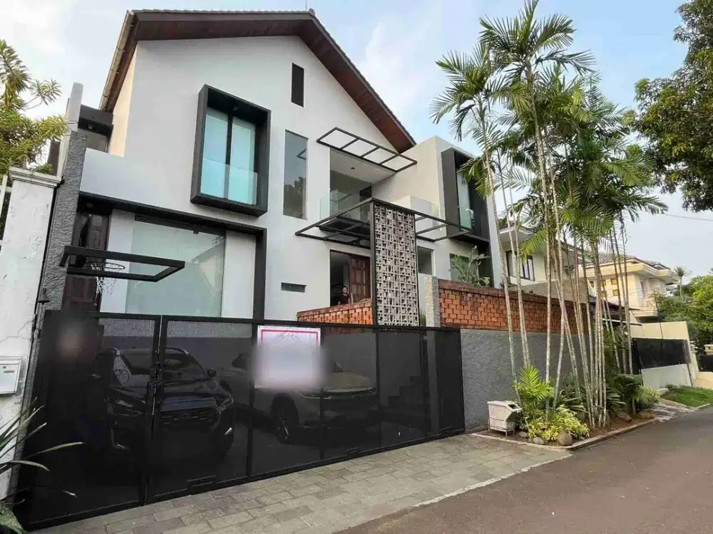 Rumah Nyaman Lebak Bulus SHM Luas 400m 6+1 Kamar Private Pool Dekat Simatupang