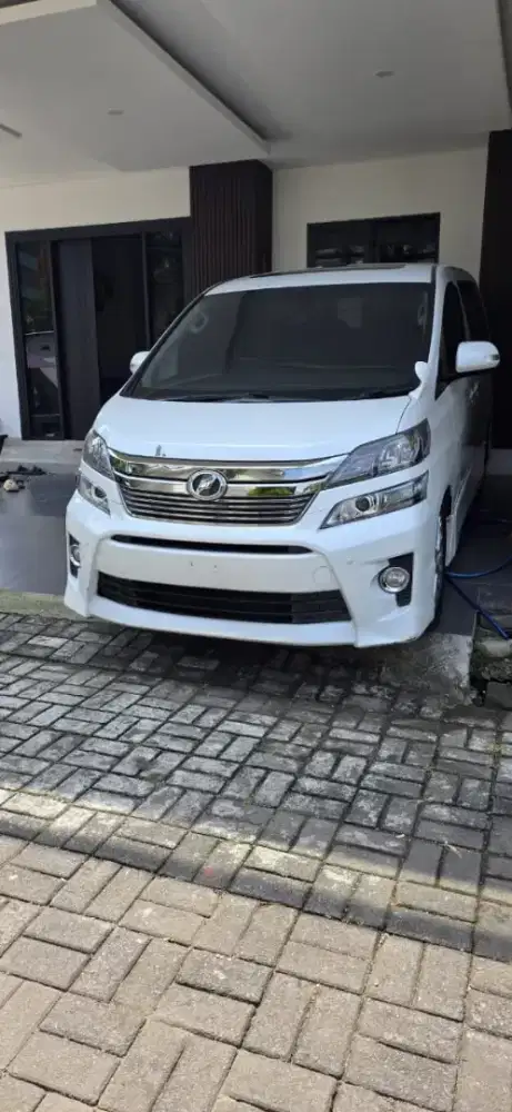 Toyota Vellfire Tipe Z 2012 Matic