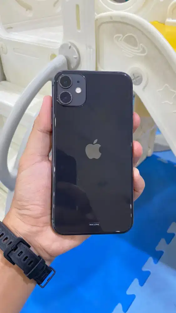 Iphone 11 64GB Mulus nian 99% ibox dijamin memuaskan, no minus