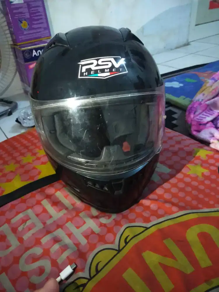 Jual helm bekas