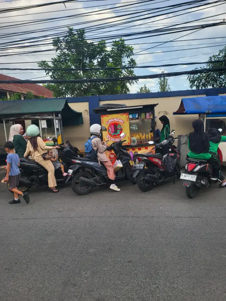 Di cari pegawai/karyawan