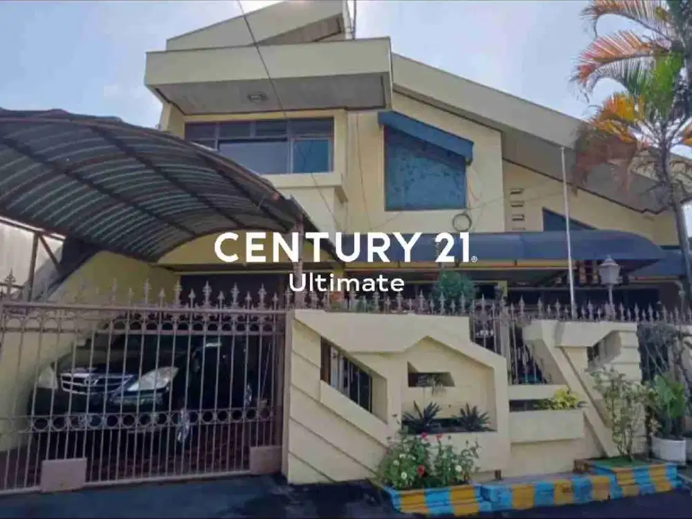 Dijual Rumah Klasik Luas 250 m2 di Sukun Dekat RS Soepraoen Kota Malang