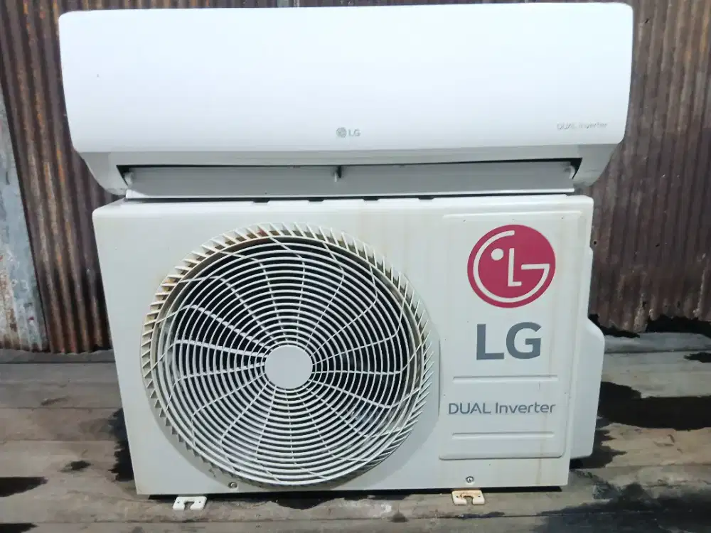 MENJUAL AC BEKAS 1/2 PK KOMPLIT