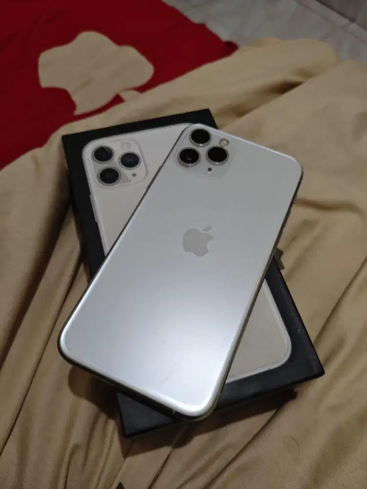 JUAL IPHONE 11 pro 512 GB