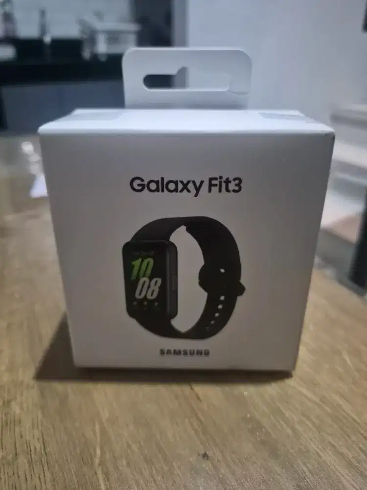 Samsung Galaxy Fit3 BNIB