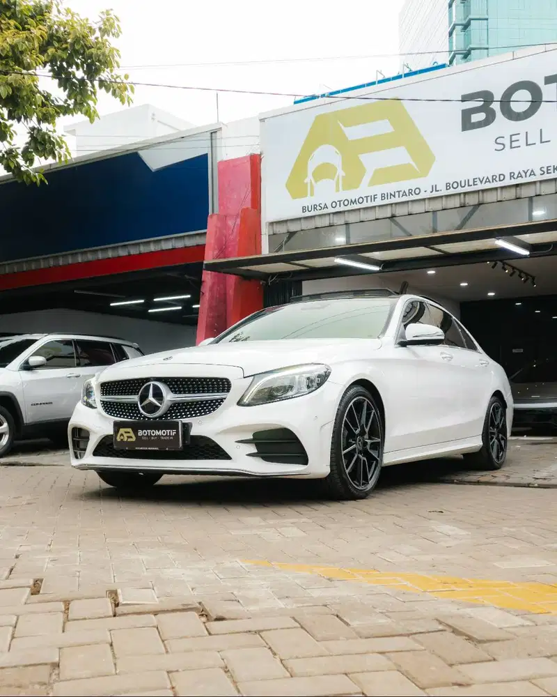 Mercedes-Benz C300 AMG Line W205 Final Edition 2021 White