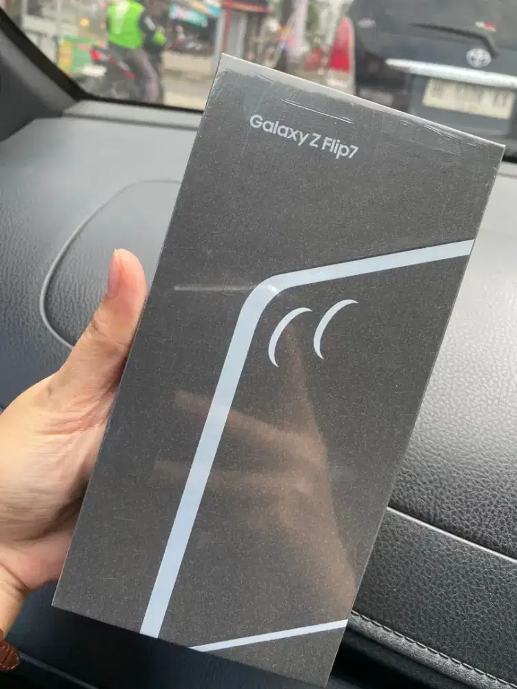 For sale Samsung Galaxy Z Flip 7 512