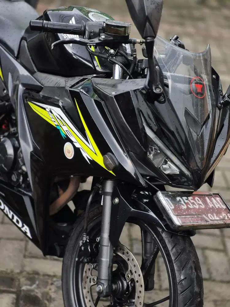 HONDA CBR 150R 2016 70RB