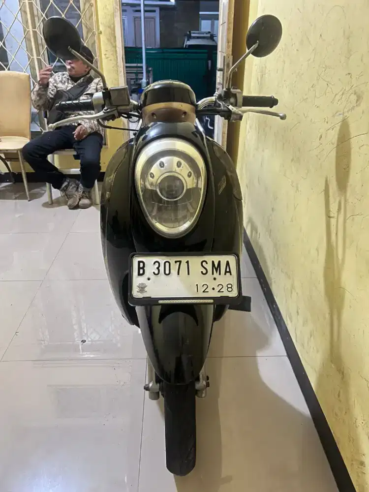Honda scoopy plat B tahun 2013