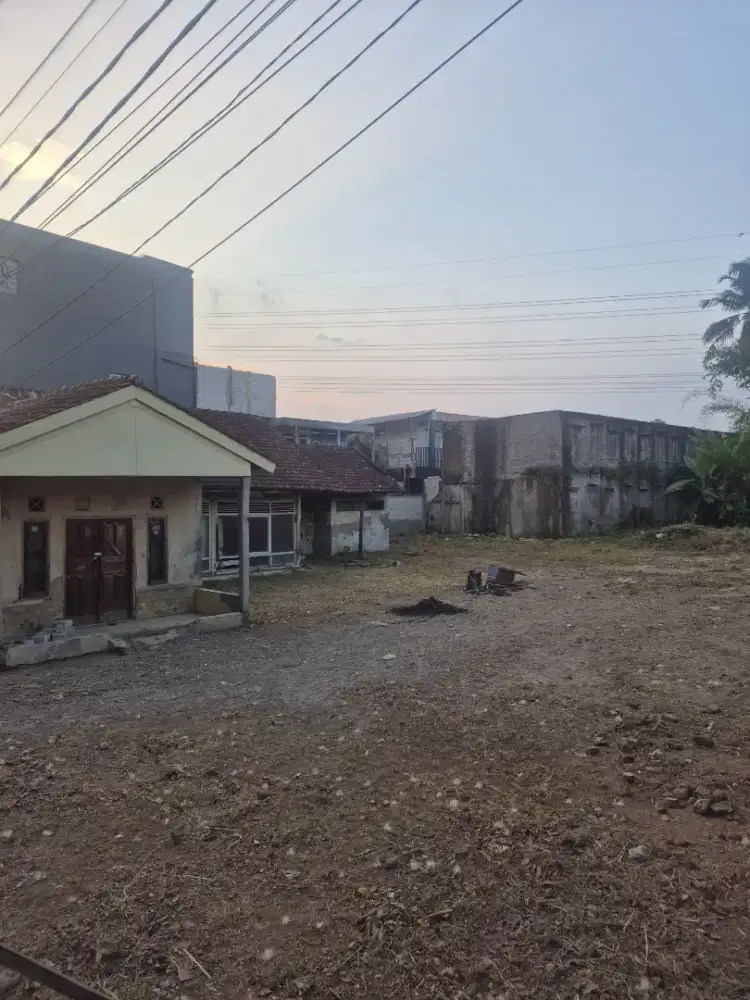 Tanah Strategis Pinggir Jalan Raya Derwati