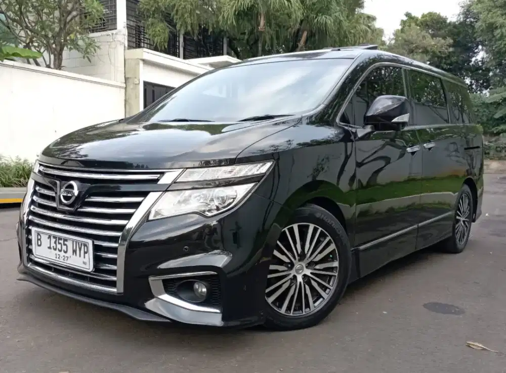 Nissan New Elgrand 2.5 HWS AT Facelift 2014 Hitam Sgt Istimewa Sekali