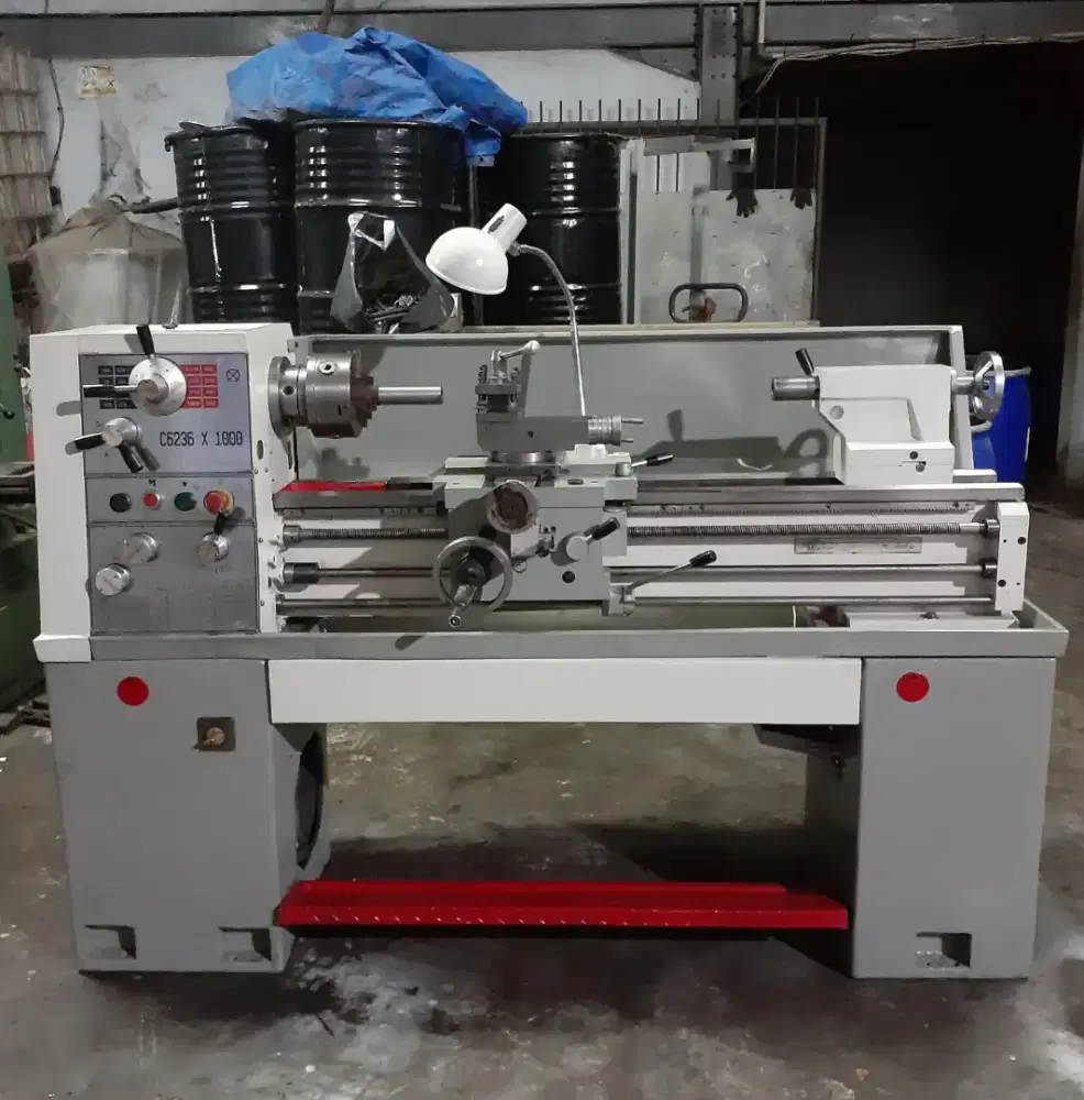 Mesin Bubut Milling Bor Frais