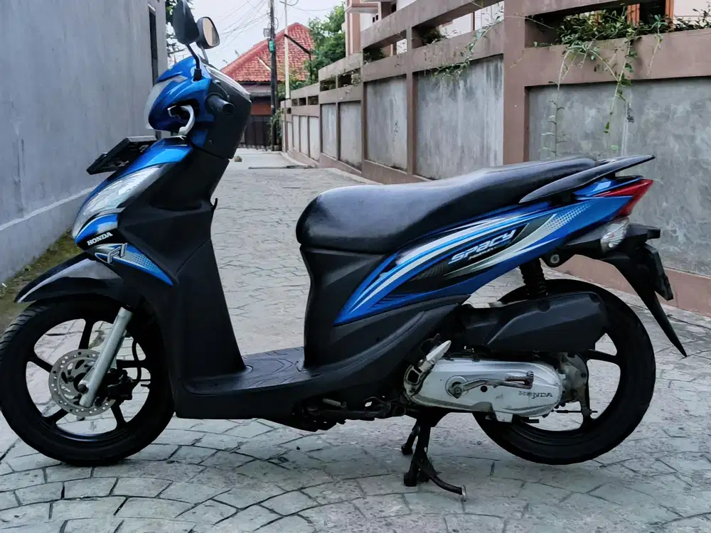 Honda spacy FI 2013 stater tokcer halus mulus terawat