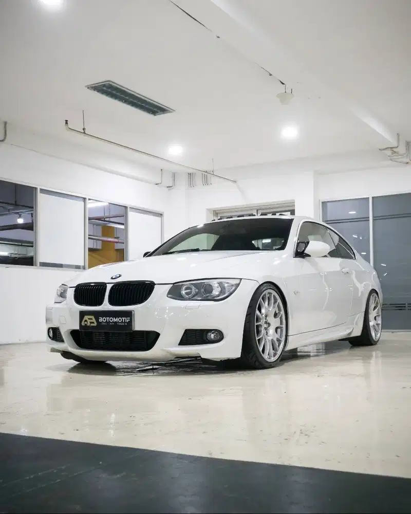 BMW 335i M Sport E92 Coupe 2010 White