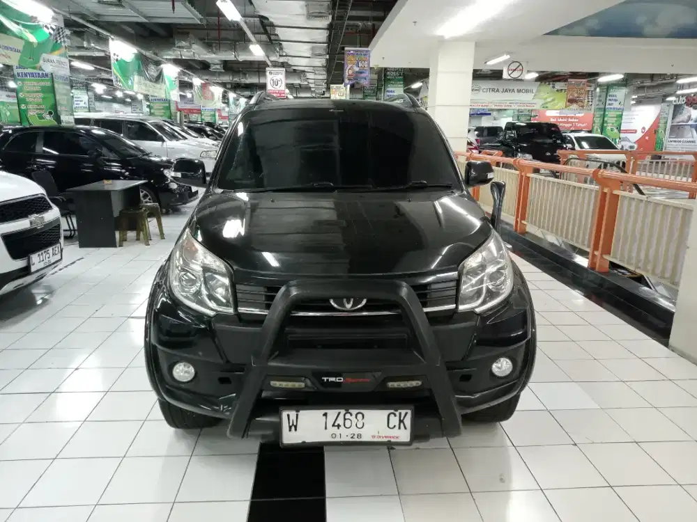TOYOTA RUSH G MT 2017 HITAM