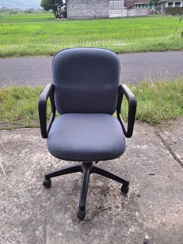 Kursi hidrolik kerja kursi staff kerja