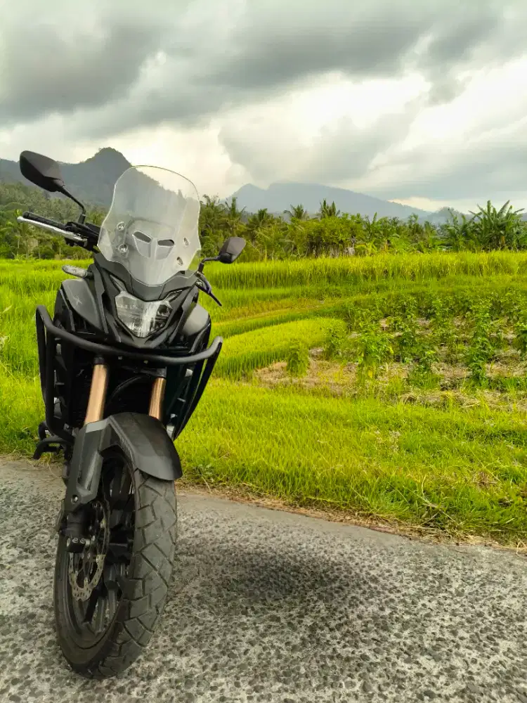 Honda CB500X 2024 black