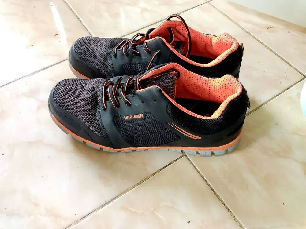 Sepatu Safety Jogger Ligero Orange No. 44