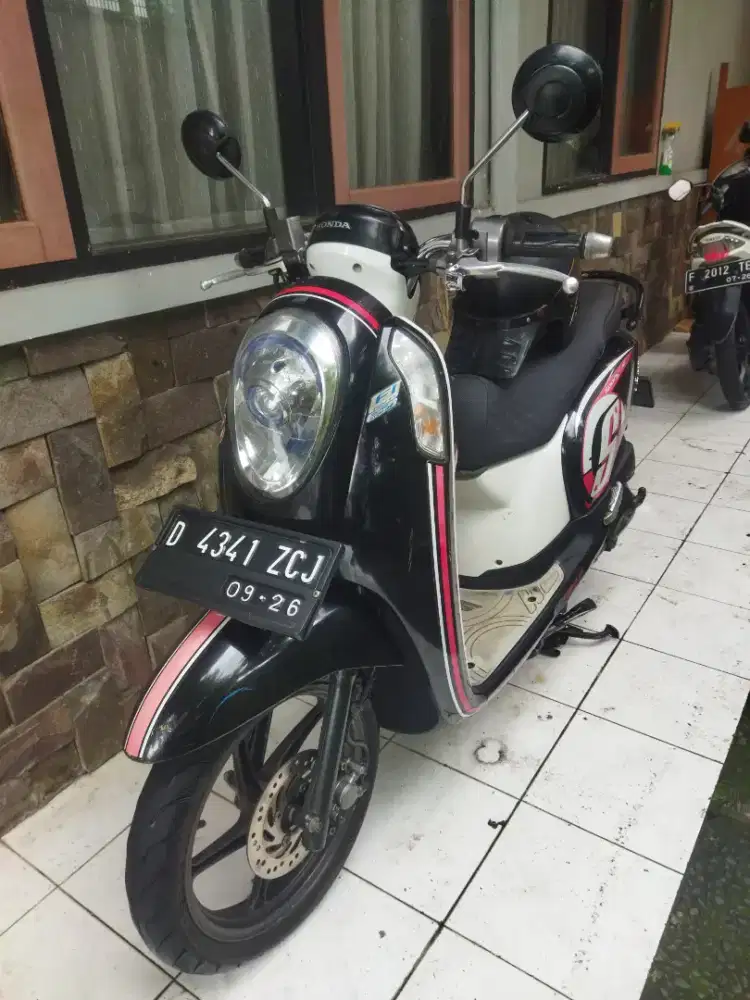 Honda scoopy 2016 tangan pertama atas langsung atas nama