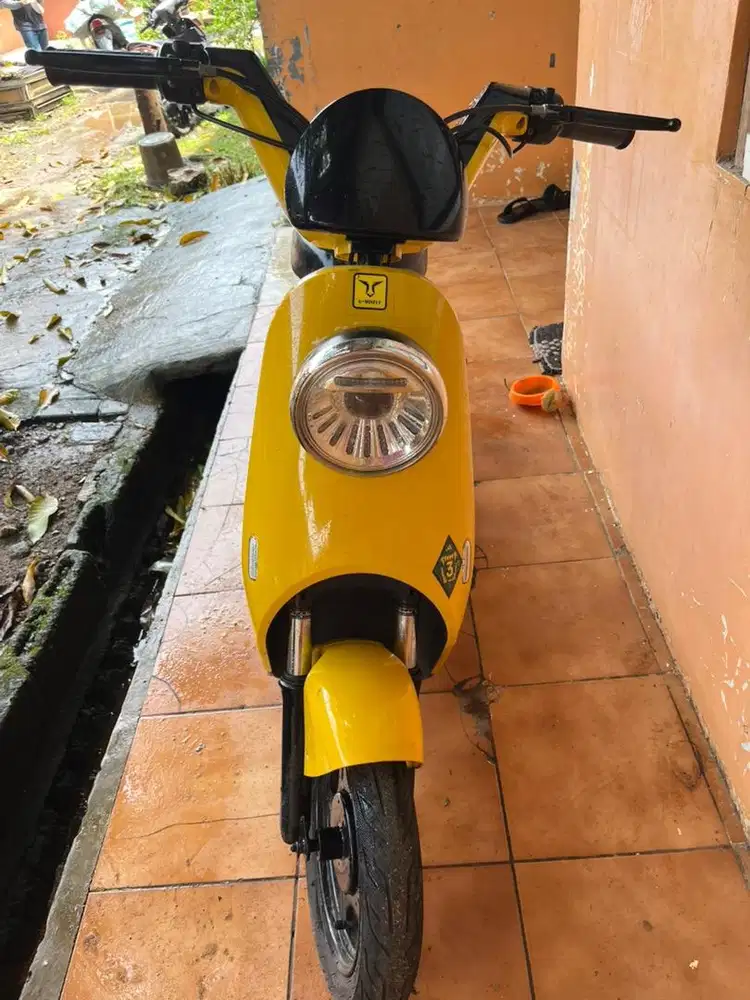 sepeda listrik u-winfly R7