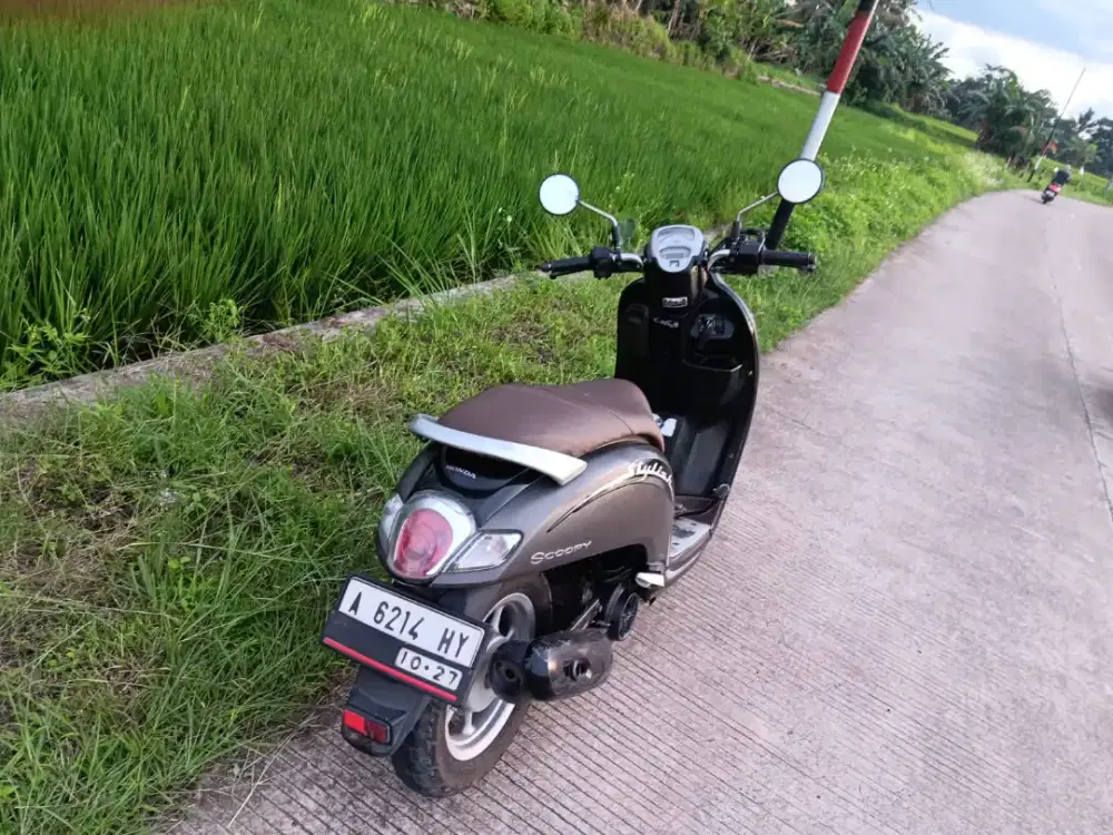 Dijual Scoopy 2017