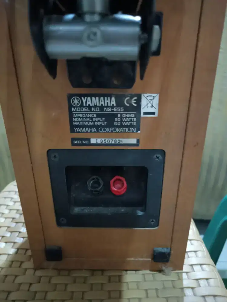 Speaker Suround YAMAHA original Home Theater spiker