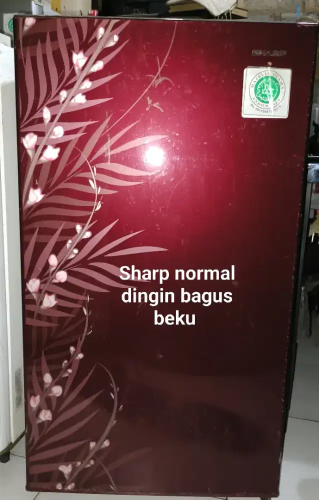Kulkas Sharp mini malis normal dingin bagus beku