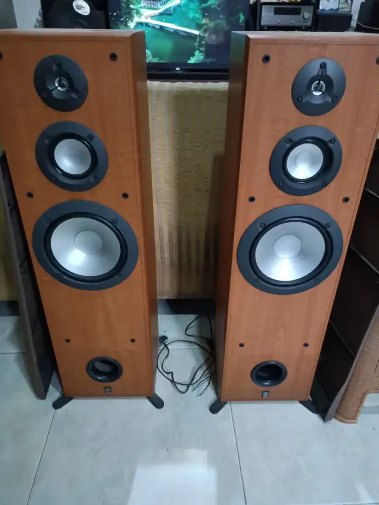 Speaker Flor Standing Yamaha 8inc ori speker
